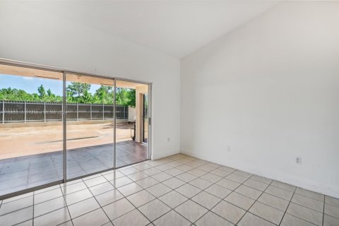 Villa ou maison à vendre à Miami, Floride: 3 chambres, 134.06 m2 № 1377486 - photo 16