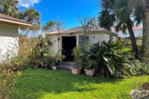 House in Port Charlotte, Florida 3 bedrooms, 278.8 sq.m. № 1422937 - photo 10