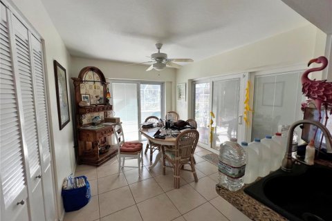 House in Port Charlotte, Florida 3 bedrooms, 278.8 sq.m. № 1422937 - photo 28