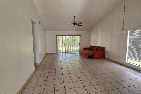 Villa ou maison à vendre à Orlando, Floride: 3 chambres, 125.42 m2 № 1422940 - photo 5