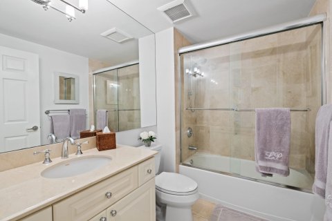 Condo in Fort Lauderdale, Florida, 3 bedrooms  № 1121284 - photo 19