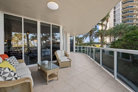 Condo in Fort Lauderdale, Florida, 3 bedrooms  № 1121284 - photo 3