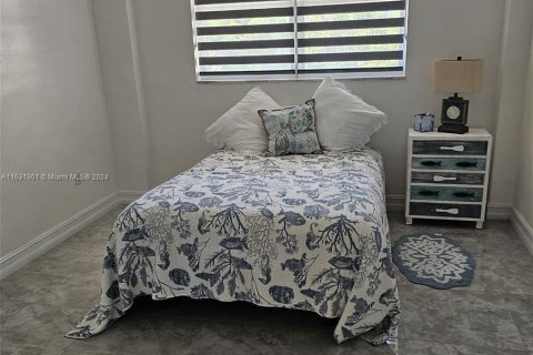 Condo in Miami Beach, Florida, 1 bedroom  № 1293168 - photo 14