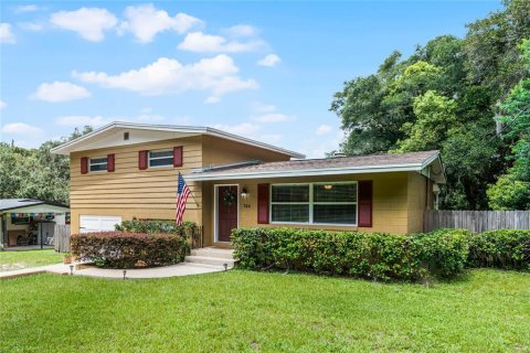 Villa ou maison à vendre à DeLand, Floride: 4 chambres, 160.54 m2 № 1335000 - photo 2