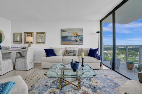 Condo in Aventura, Florida, 1 bedroom  № 1421702 - photo 16