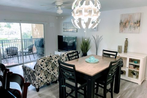 Condo in Sunrise, Florida, 2 bedrooms  № 1117048 - photo 16