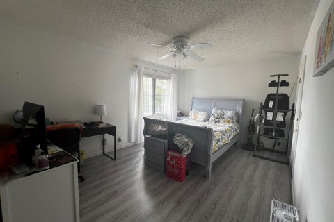 Copropriété à vendre à Sunrise, Floride: 2 chambres, 75.44 m2 № 1117048 - photo 12