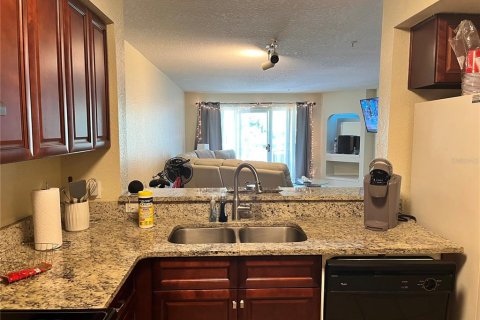 Condo in Orlando, Florida, 1 bedroom  № 1105447 - photo 6