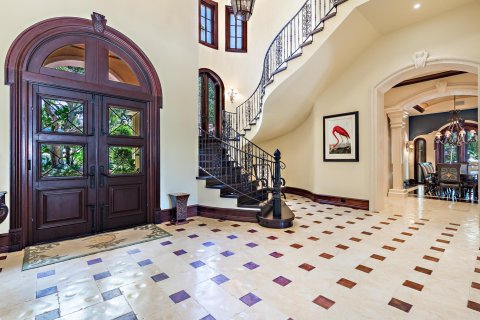 House in North Palm Beach, Florida 6 bedrooms, 862.88 sq.m. № 110956 - photo 23