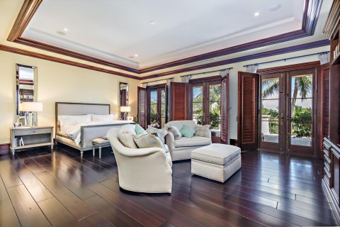 Casa en venta en North Palm Beach, Florida, 6 dormitorios, 862.88 m2 № 110956 - foto 11