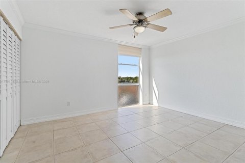 Купить кондоминиум в Норт-Майами, Флорида 2 спальни, 83.98м2, № 961178 - фото 13