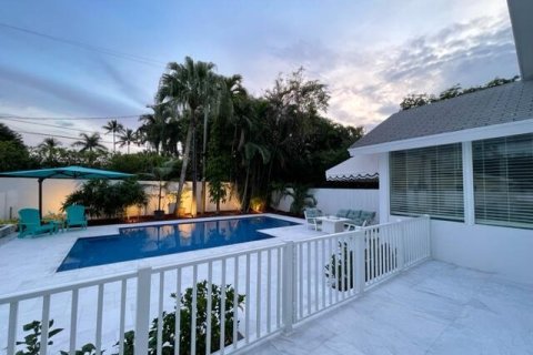 Villa ou maison à louer à Palm Beach, Floride: 3 chambres, 170.75 m2 № 654457 - photo 6