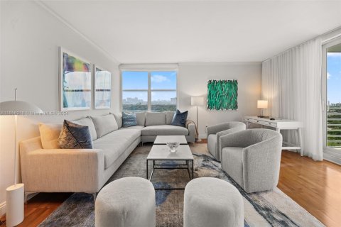 Condo in Fort Lauderdale, Florida, 1 bedroom  № 1372412 - photo 5