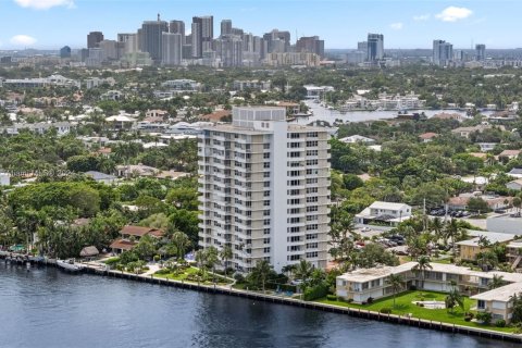 Condo in Fort Lauderdale, Florida, 1 bedroom  № 1372412 - photo 15