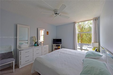 Copropriété à vendre à Sunny Isles Beach, Floride: 1 chambre, 50.72 m2 № 1372414 - photo 15