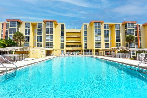 Copropriété à vendre à Sunny Isles Beach, Floride: 1 chambre, 50.72 m2 № 1372414 - photo 23