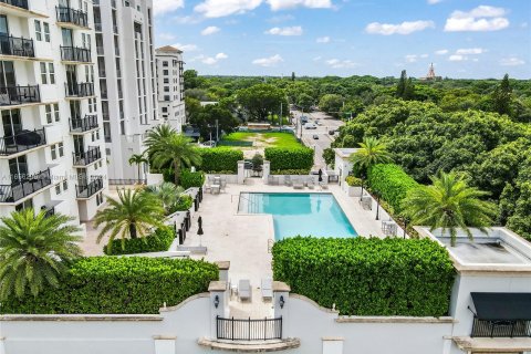 Copropriété à louer à Coral Gables, Floride: 2 chambres, 104.52 m2 № 1372376 - photo 3