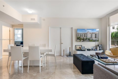 Copropriété à louer à Coral Gables, Floride: 2 chambres, 104.52 m2 № 1372376 - photo 11