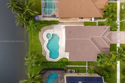 Villa ou maison à vendre à Pembroke Pines, Floride: 4 chambres, 240.34 m2 № 1231832 - photo 7