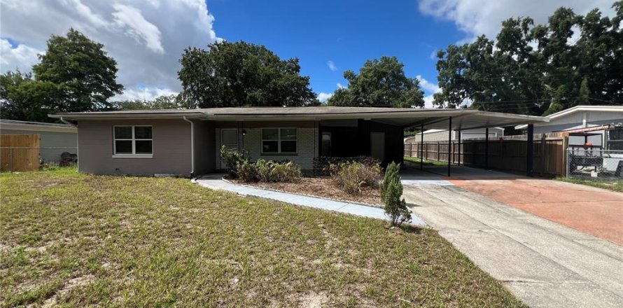 House in Tampa, Florida 3 bedrooms, 104.98 sq.m. № 1265562