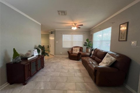 Casa en venta en Tampa, Florida, 3 dormitorios, 104.98 m2 № 1265562 - foto 6