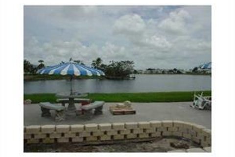 Copropriété à vendre à West Palm Beach, Floride: 2 chambres, 76.09 m2 № 892634 - photo 8