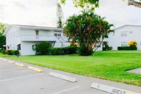 Condominio en venta en West Palm Beach, Florida, 2 dormitorios, 76.09 m2 № 892634 - foto 11