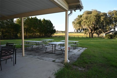 House in Dade City, Florida 3 bedrooms, 214.79 sq.m. № 950909 - photo 28