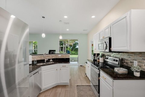 Villa ou maison à vendre à Vero Beach, Floride: 4 chambres, 191.56 m2 № 1103335 - photo 17