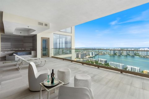 Condo in Sunny Isles Beach, Florida, 3 bedrooms  № 1345012 - photo 30