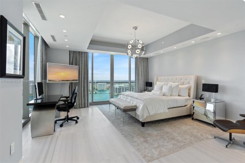 Condo in Sunny Isles Beach, Florida, 3 bedrooms  № 1345012 - photo 17