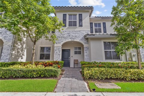 Touwnhouse à vendre à Homestead, Floride: 3 chambres, 137.77 m2 № 1345039 - photo 3