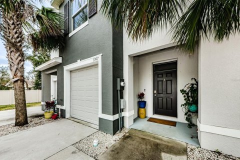 Townhouse in Brandon, Florida 3 bedrooms, 158.58 sq.m. № 994519 - photo 5