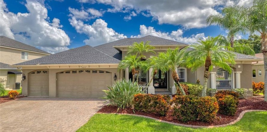 Villa ou maison à Odessa, Floride 4 chambres, 360.74 m2 № 1314259