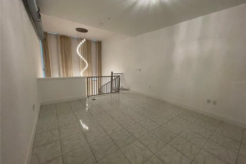 Condominio en venta en Orlando, Florida, 1 dormitorio, 86.68 m2 № 751342 - foto 8