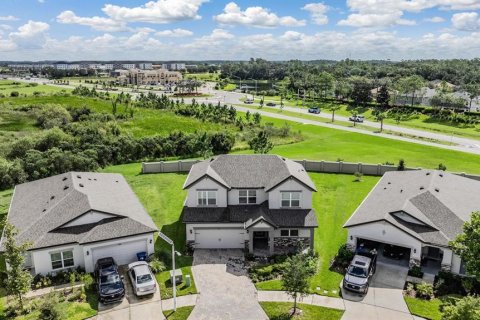 Villa ou maison à vendre à Wesley Chapel, Floride: 4 chambres, 264.59 m2 № 1352800 - photo 9