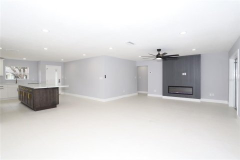 Casa en venta en Orlando, Florida, 3 dormitorios, 144.37 m2 № 1352799 - foto 7