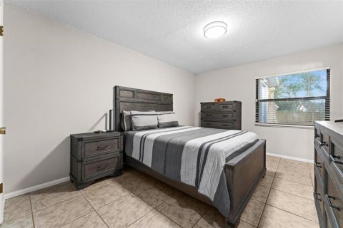 Dúplex en venta en Orlando, Florida, 2 dormitorios, 79.71 m2 № 1426496 - foto 11