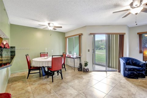 Condominio en venta en Pembroke Pines, Florida, 1 dormitorio, 98.1 m2 № 974500 - foto 7