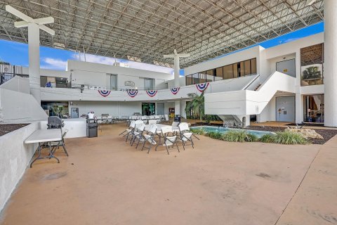 Copropriété à vendre à Lauderhill, Floride: 2 chambres, 128.58 m2 № 981911 - photo 15