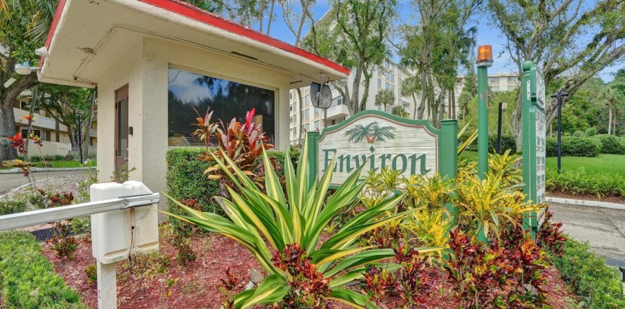 Condo in Lauderhill, Florida, 2 bedrooms  № 981911