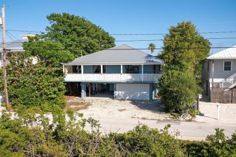 Casa en venta en Big Pine Key, Florida, 2 dormitorios, 98.1 m2 № 972093 - foto 4