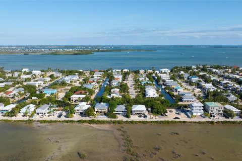 House in Big Pine Key, Florida 2 bedrooms, 98.1 sq.m. № 972093 - photo 26