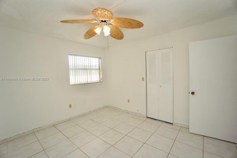 Купить кондоминиум в Норт-Лодердейл, Флорида 2 спальни, 92.9м2, № 704950 - фото 8