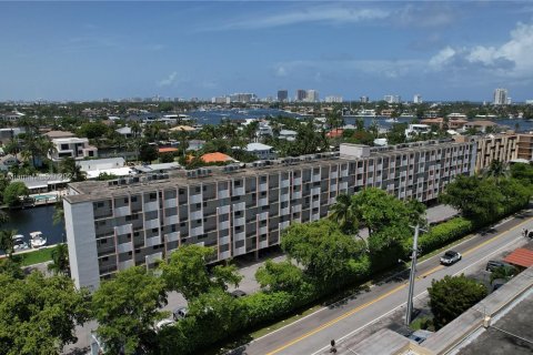 Condo in Fort Lauderdale, Florida, 2 bedrooms  № 1104167 - photo 17