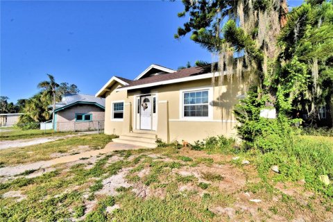 House in Lake Alfred, Florida 3 bedrooms, 104.61 sq.m. № 1390095 - photo 2