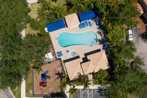 Villa ou maison à vendre à Palm Beach Gardens, Floride: 4 chambres, 266.26 m2 № 1207814 - photo 1