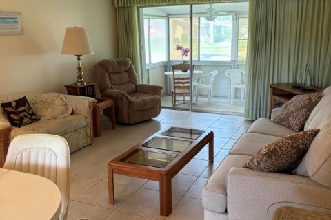 Condo in West Palm Beach, Florida, 1 bedroom  № 1207955 - photo 7