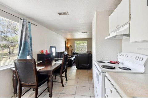 Immobilier commercial à vendre à Tampa, Floride: 4 chambres, 130.43 m2 № 1265144 - photo 10