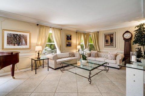 Villa ou maison à vendre à Miami Shores, Floride: 4 chambres, 311.32 m2 № 822807 - photo 5